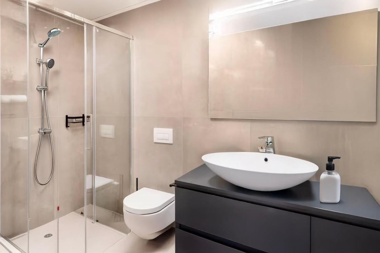 Realty Company Luxury Apartment