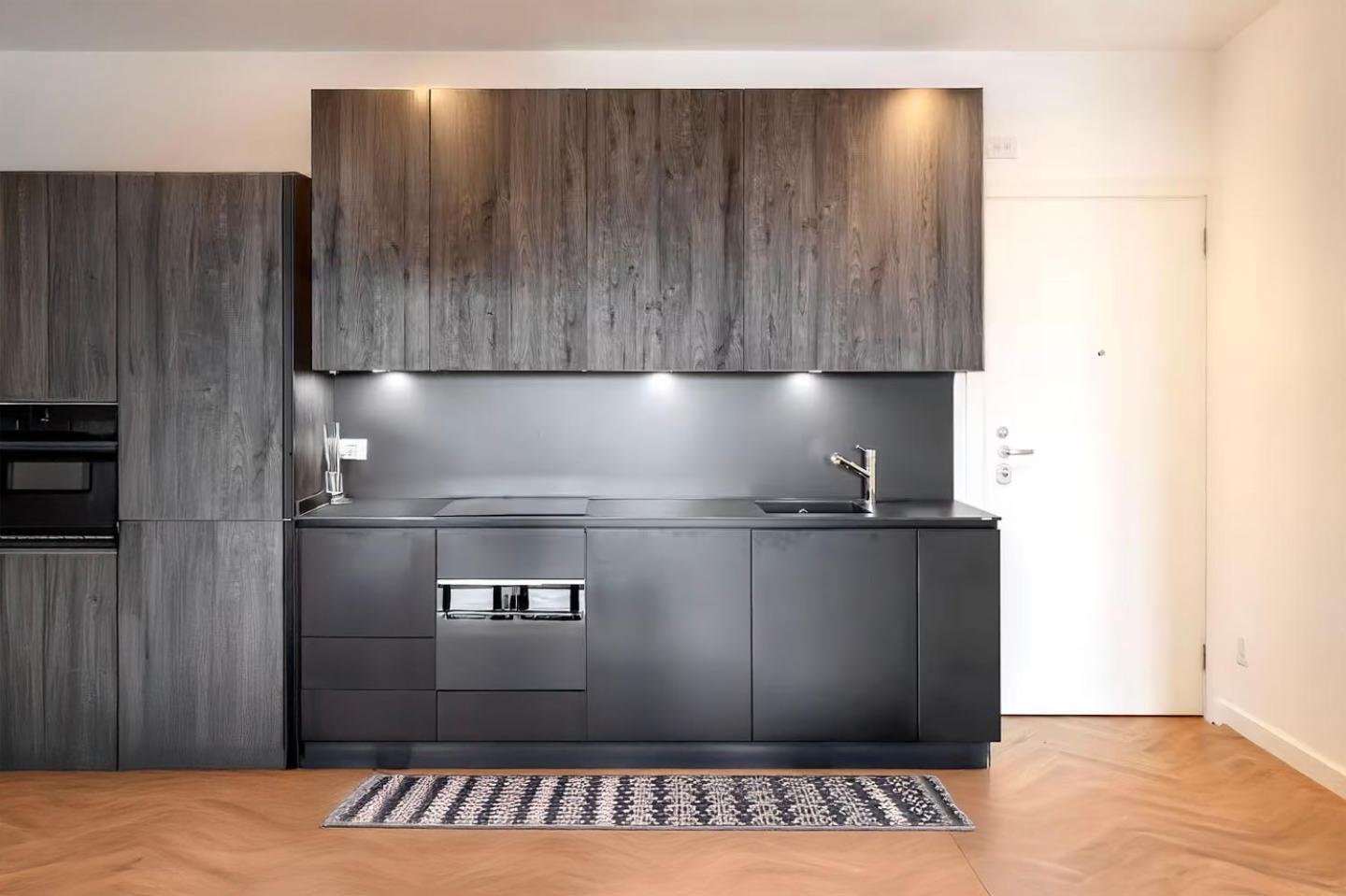 Realty Company Luxury Rom